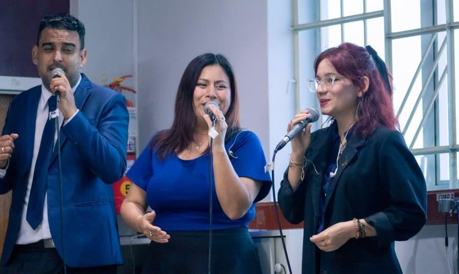 Come and Sing at Fulham Pier 