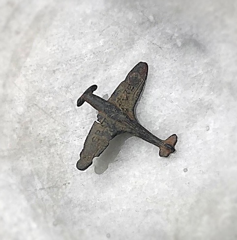 Spitfire pin